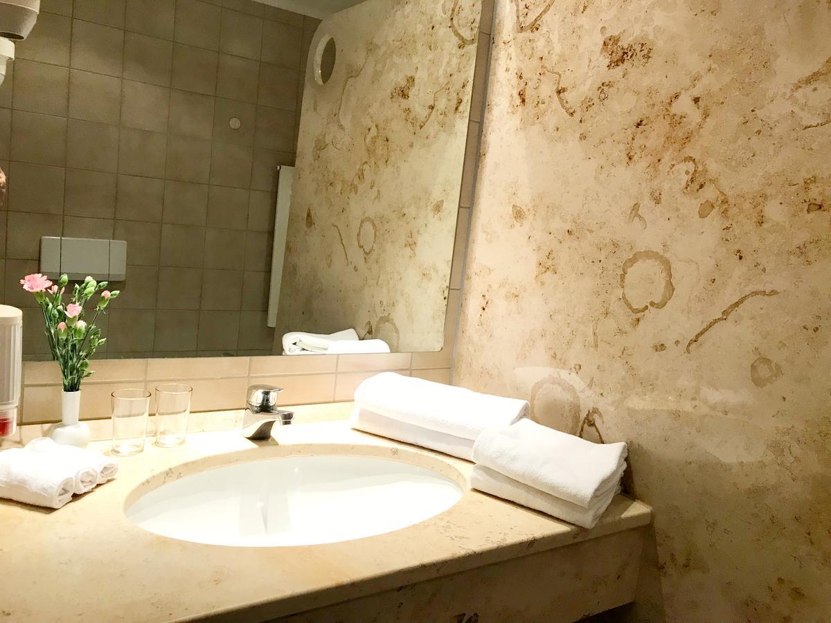 Gaestehaus Maelzerei Auf Schloss Neuburg Am Inn Exteriör bild